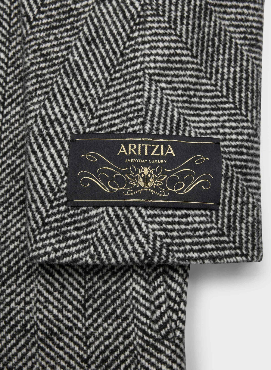 the slouch coat - soft wool cashmere herringbone blkwht