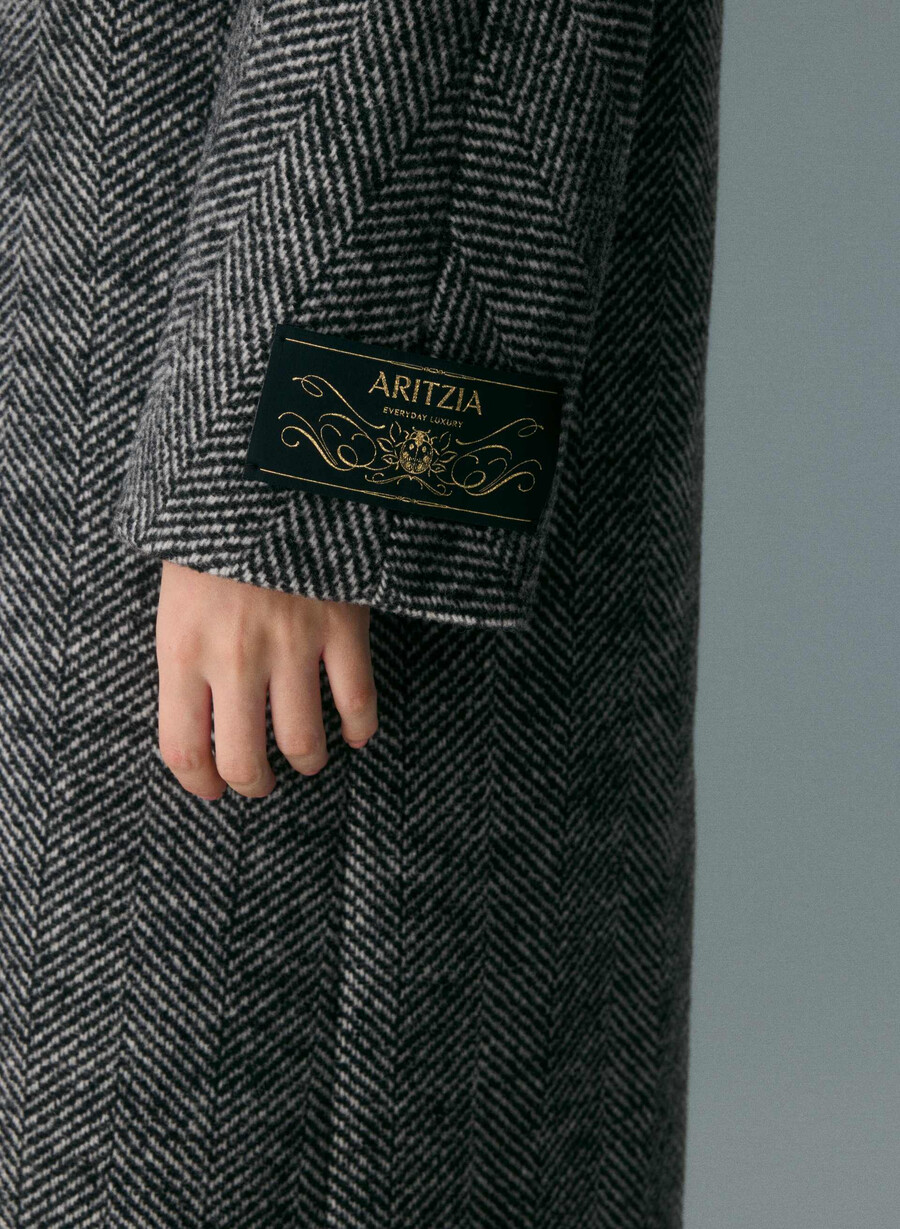 the slouch coat - soft wool cashmere herringbone blkwht