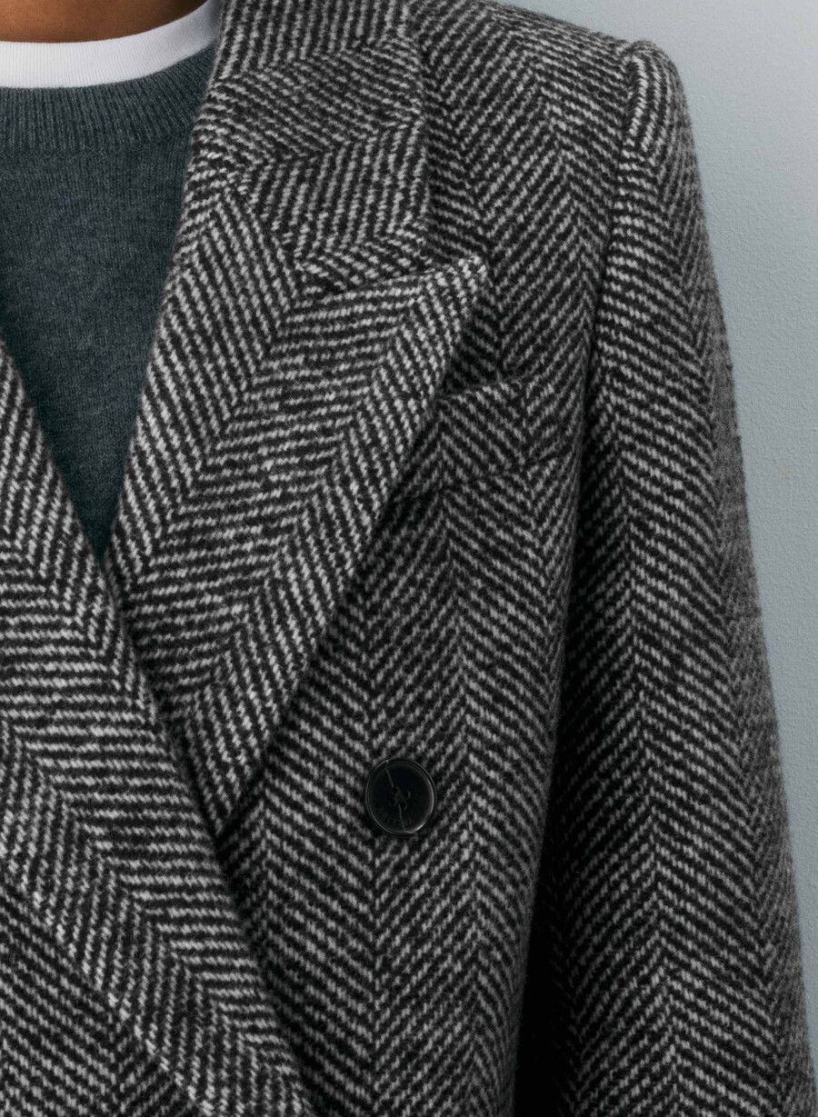 the constant coat - soft wool cashmere herringbone blkwht