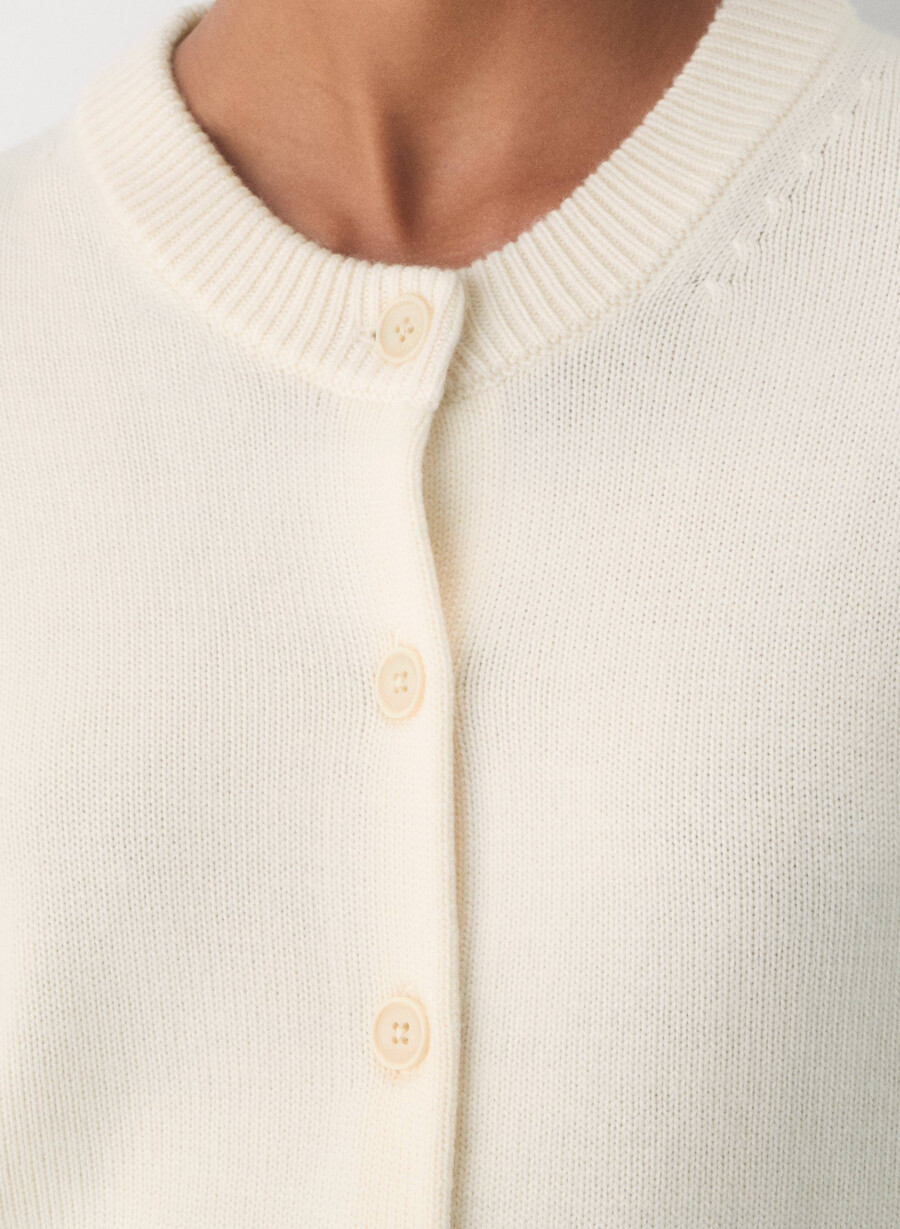 essential merino wool crew cardigan black