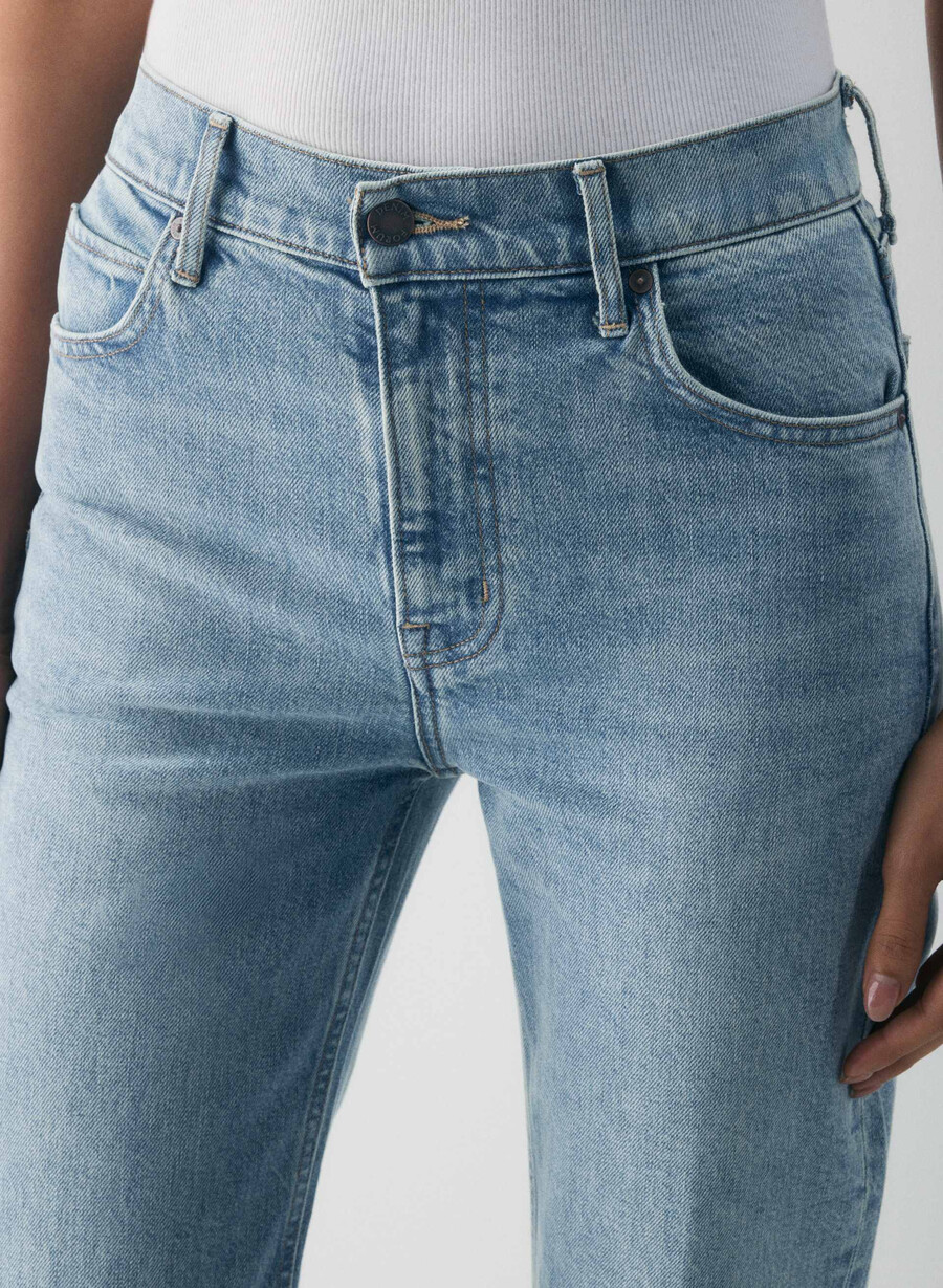 denim forum the chloe hi-rise bootcut jean bleu bellini please