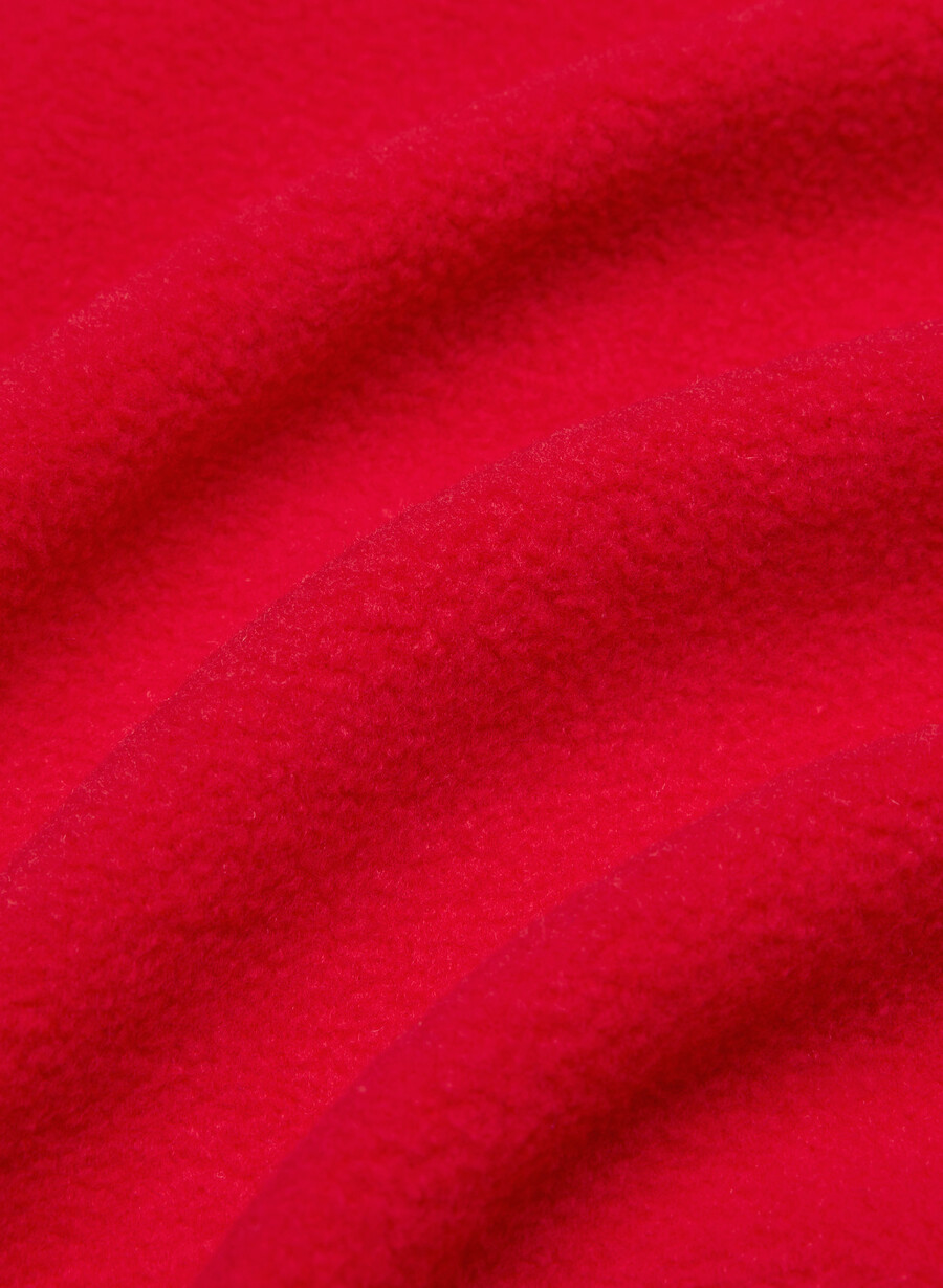 mellow mockneck flashing red