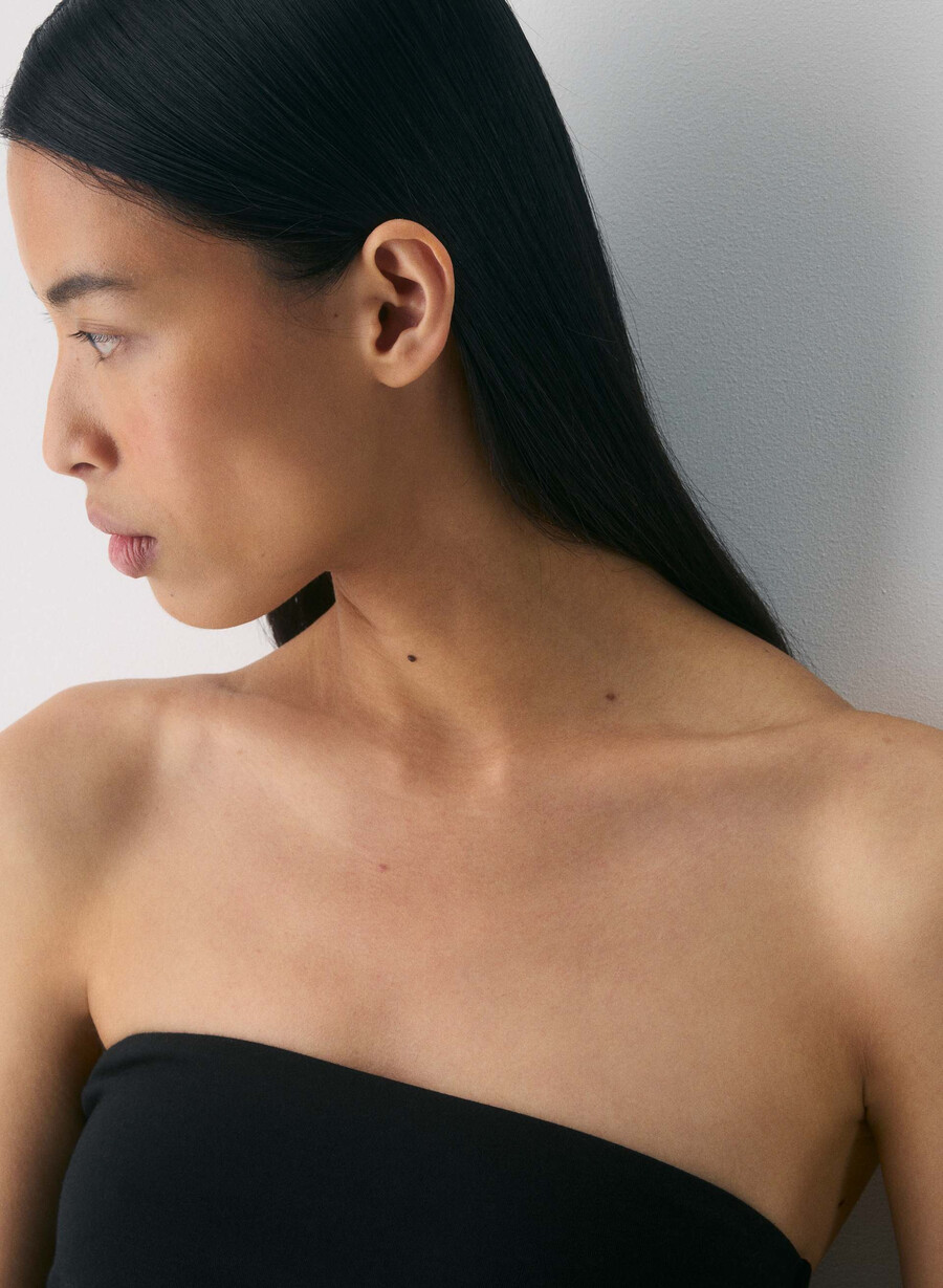 casual contour hi-hip tube top black
