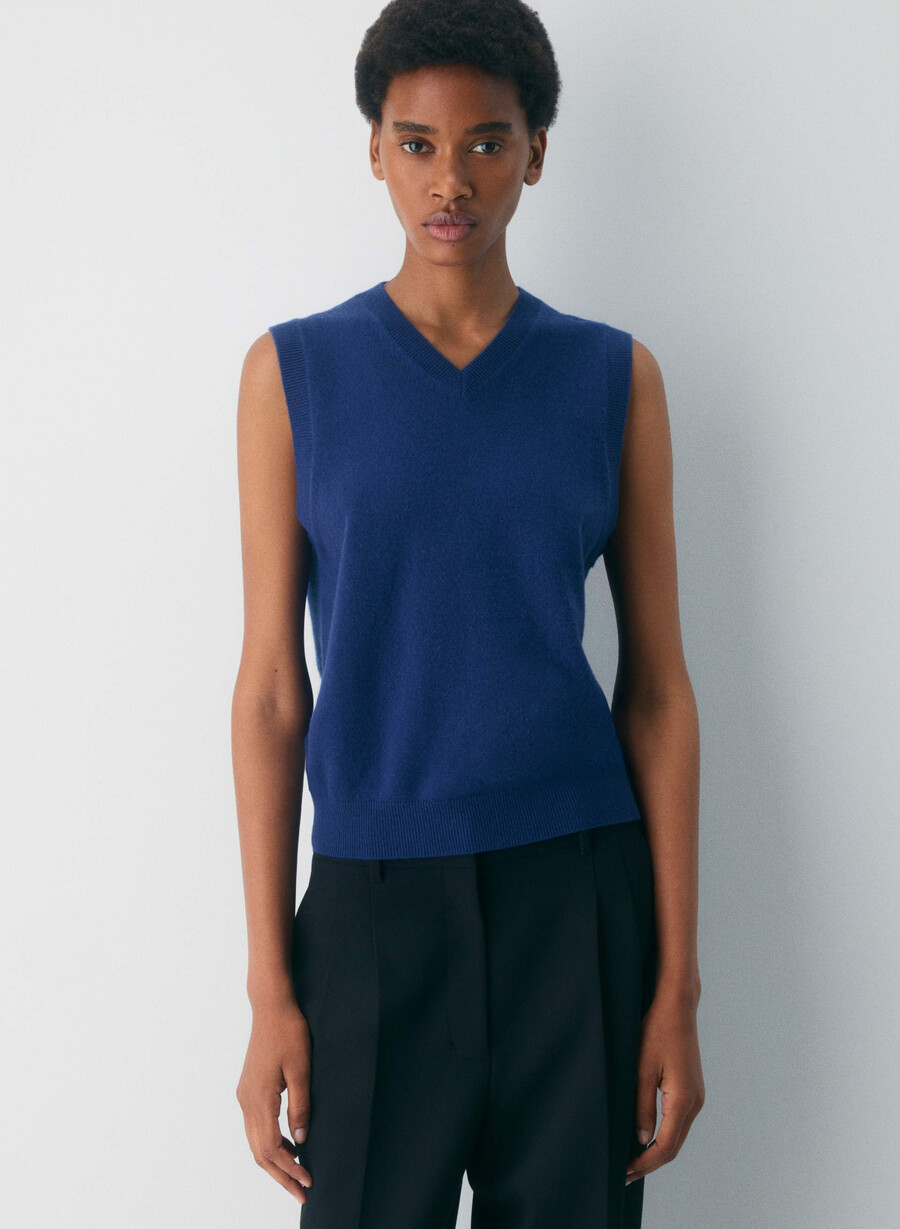 bare cashmere v-neck sweater vest byron blue