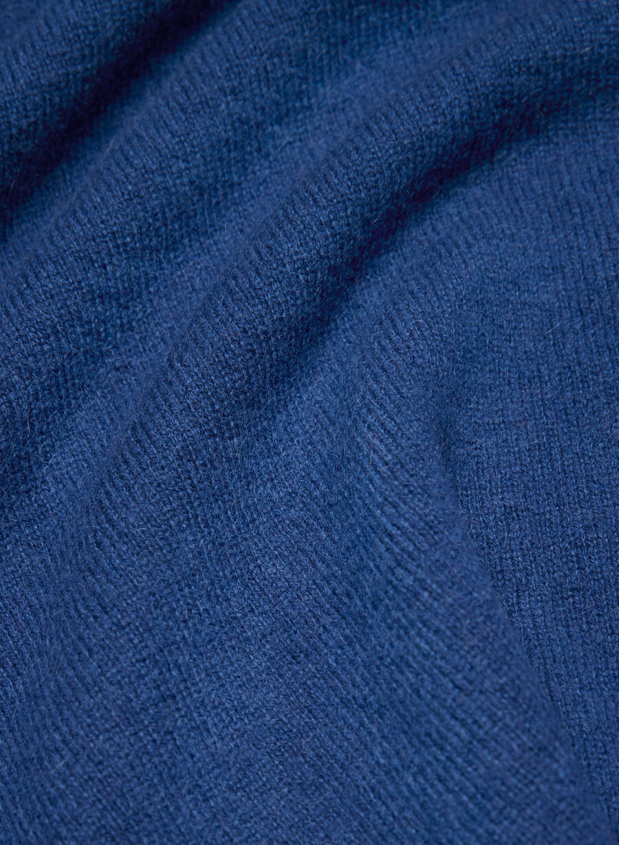 bare cashmere v-neck sweater vest byron blue