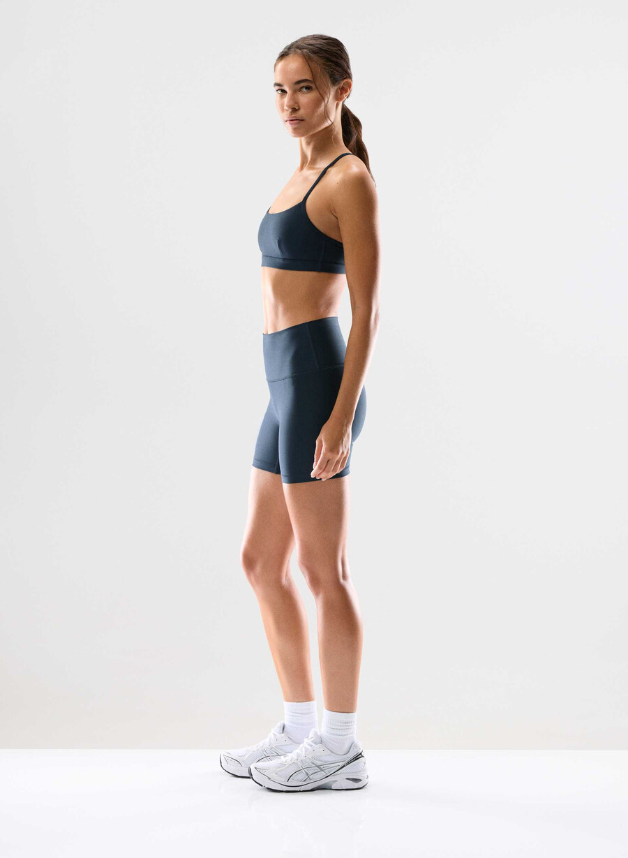 glotone evolve sports bra admiral
