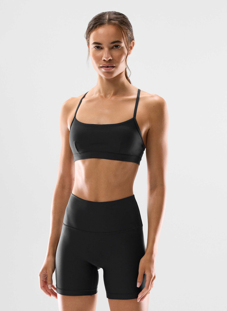 glotone evolve sports bra black