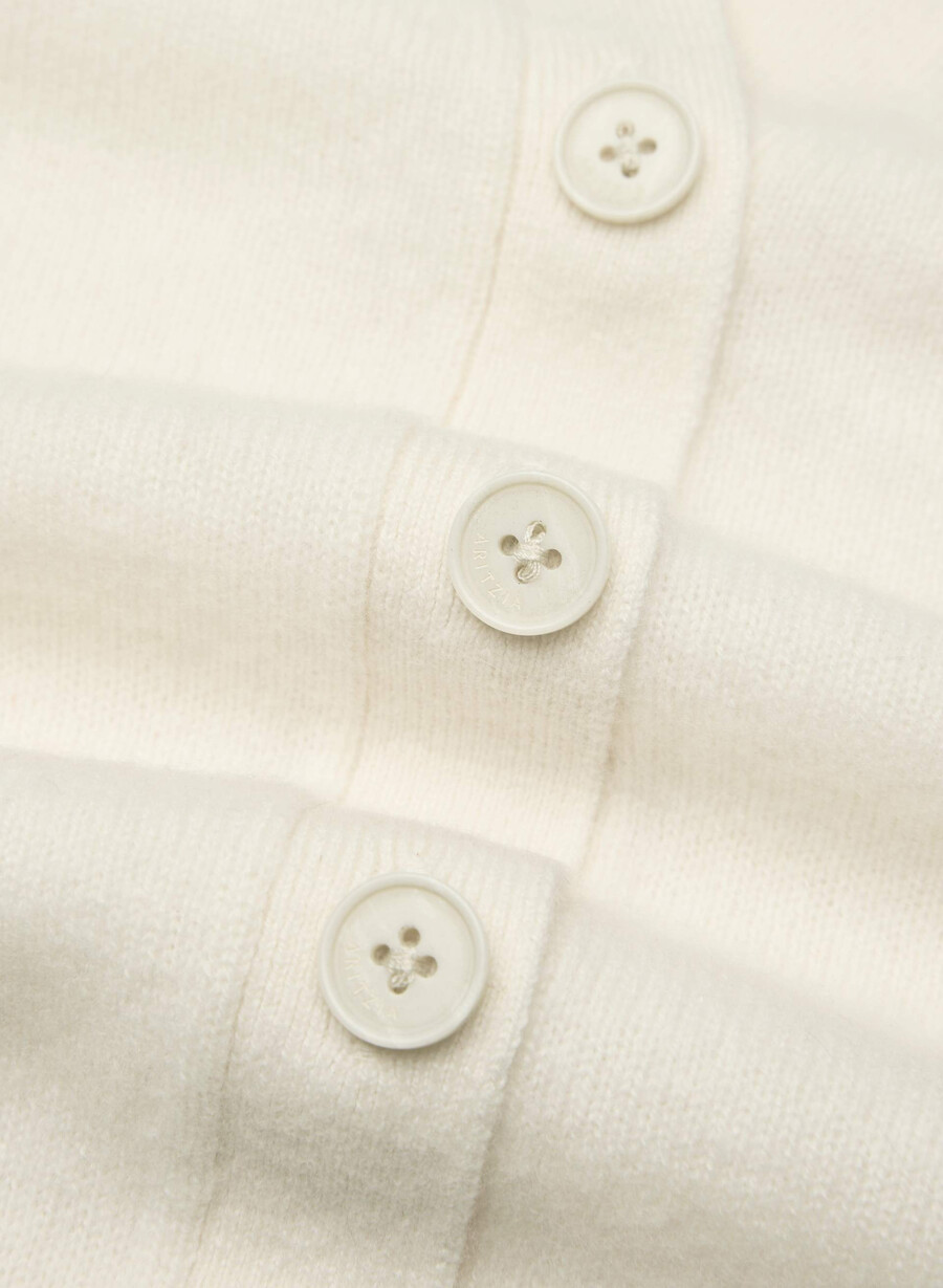 feather cashmere relaxed v-neck cardigan whisper white