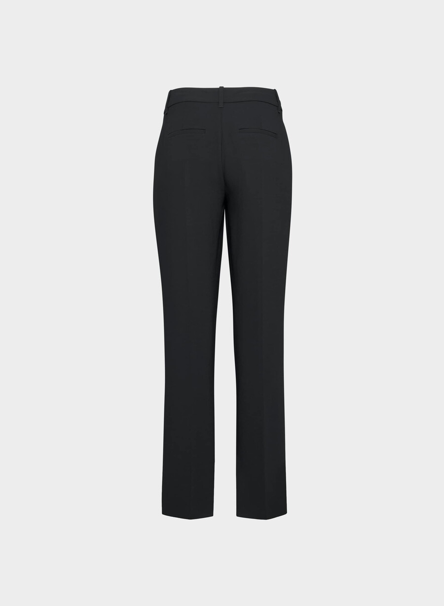 the effortless pant curve-fit lo-rise - crepette black