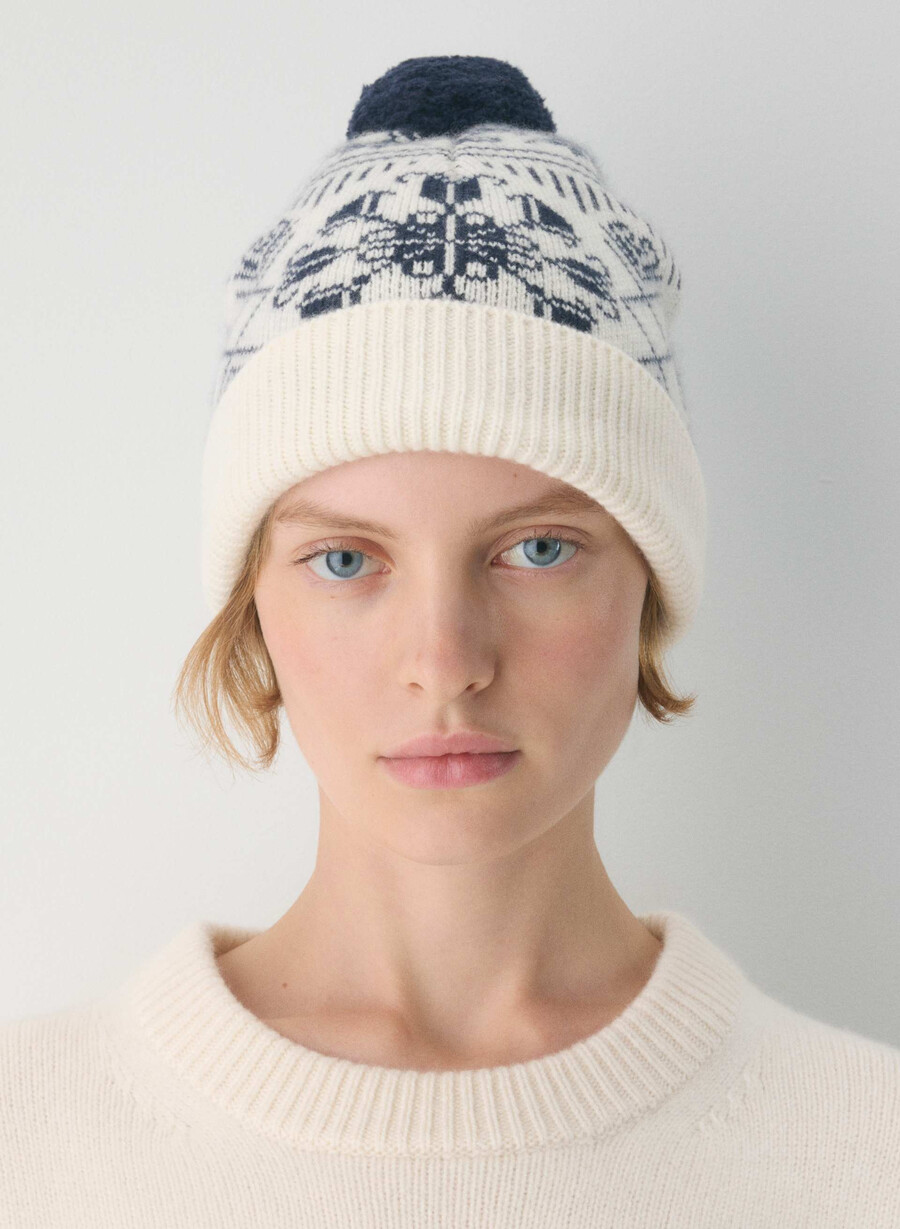 wonder wool cashmere beanie lt birch flashing rd