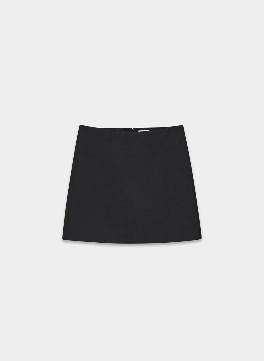 classic mini skirt - refined black
