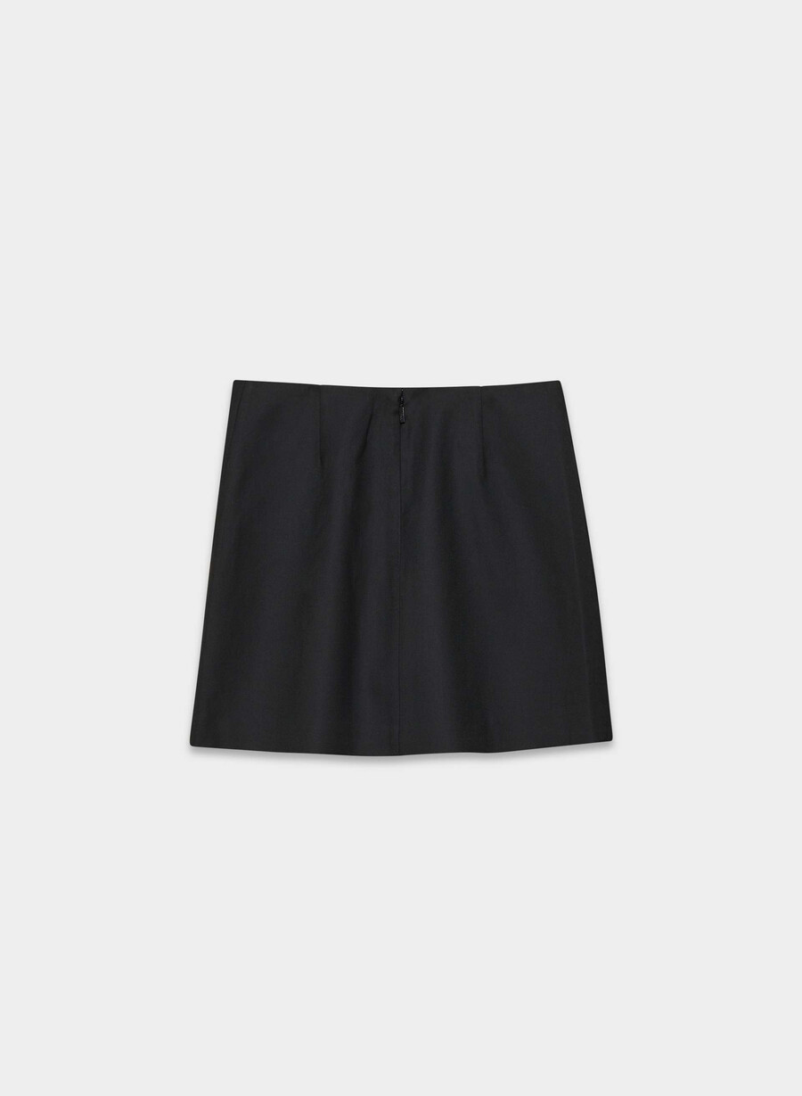 classic mini skirt - refined black