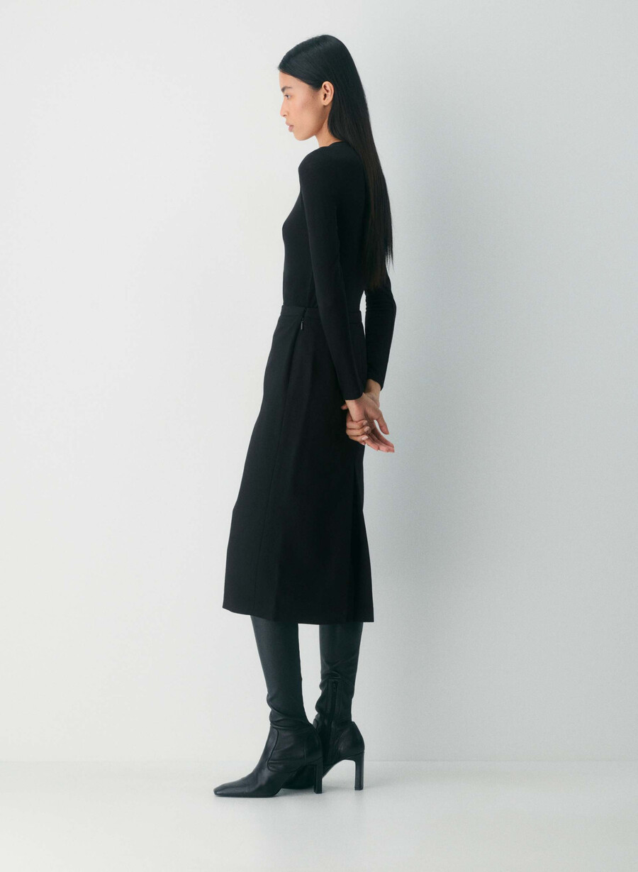 stiletto wool skirt black