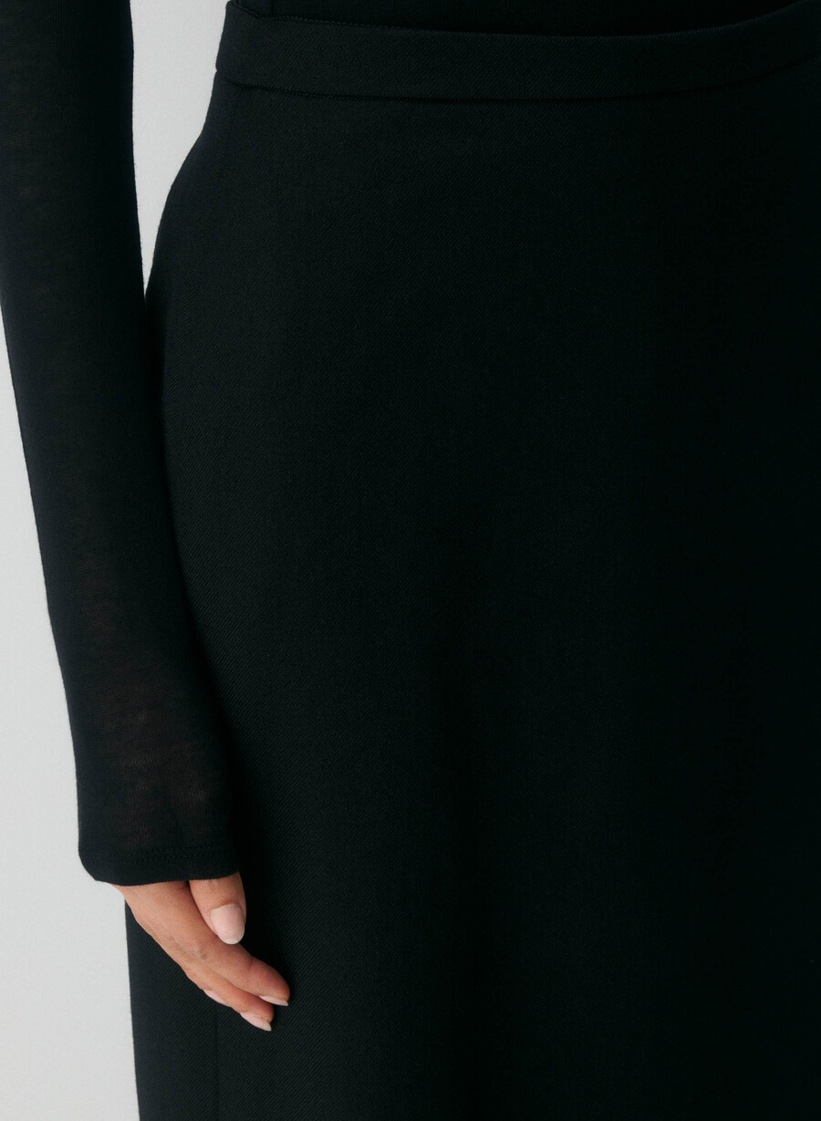 stiletto wool skirt black