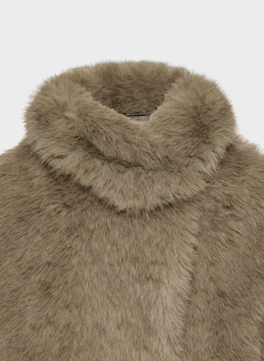 st. moritz coat - arctic faux fur black