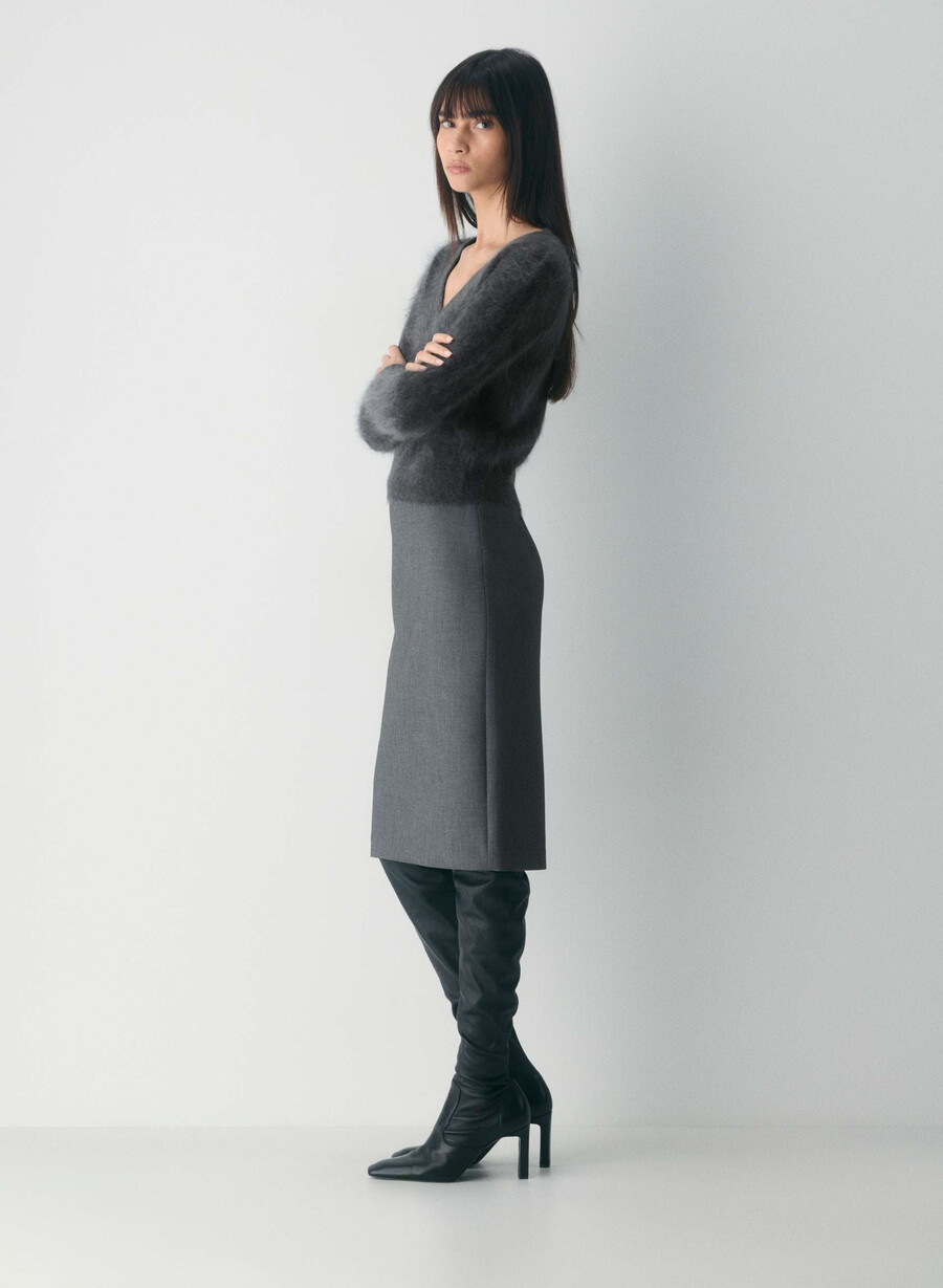 brushed cashmere shrunken v-neck sweater heather charcoal