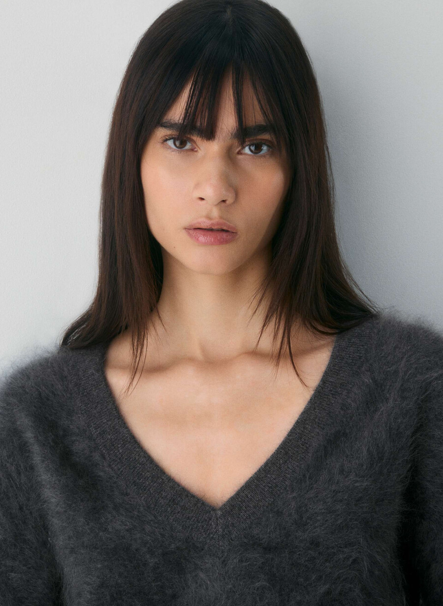brushed cashmere shrunken v-neck sweater heather charcoal