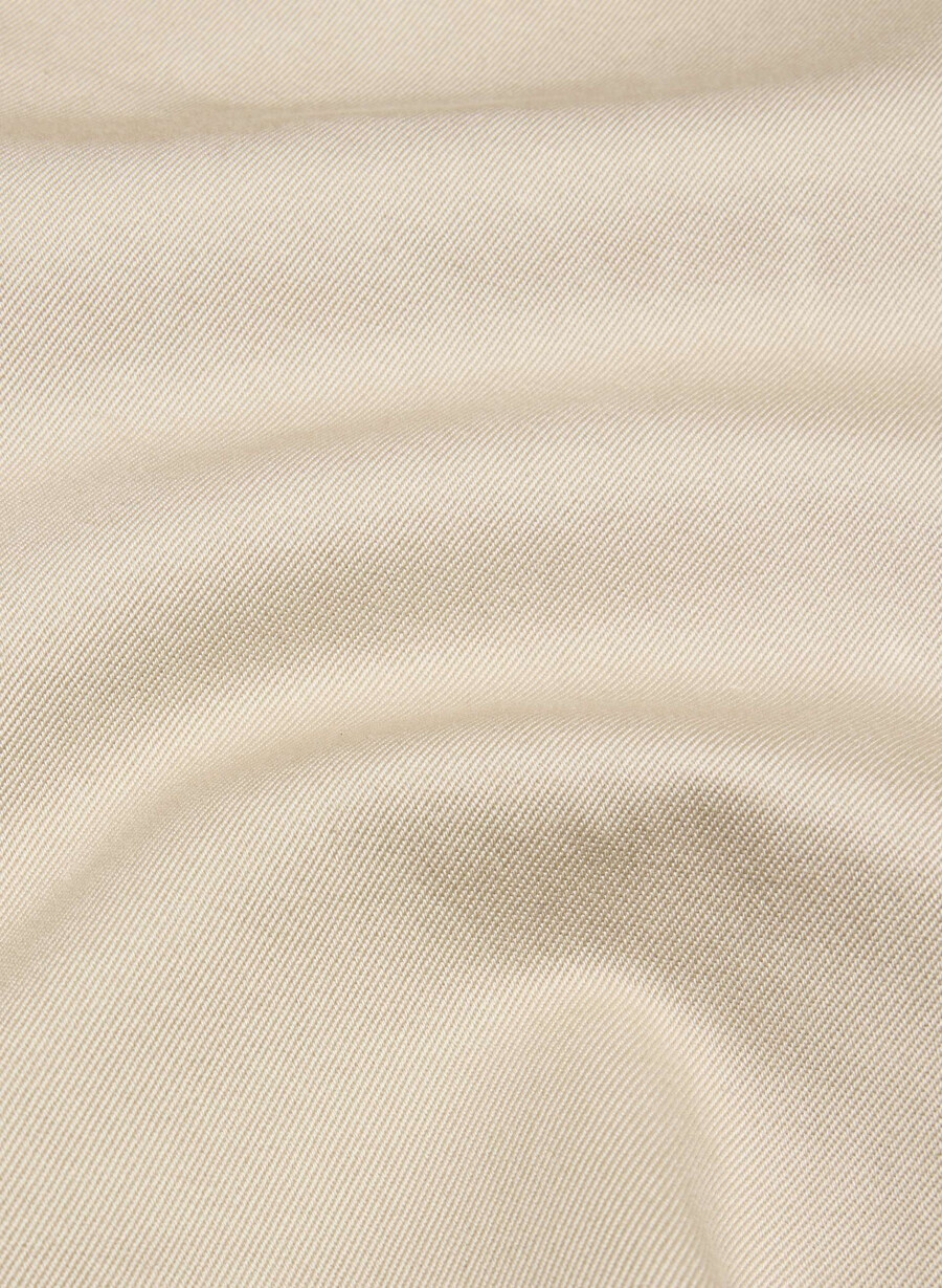 the regent short trench coat - rich twill marcona beige