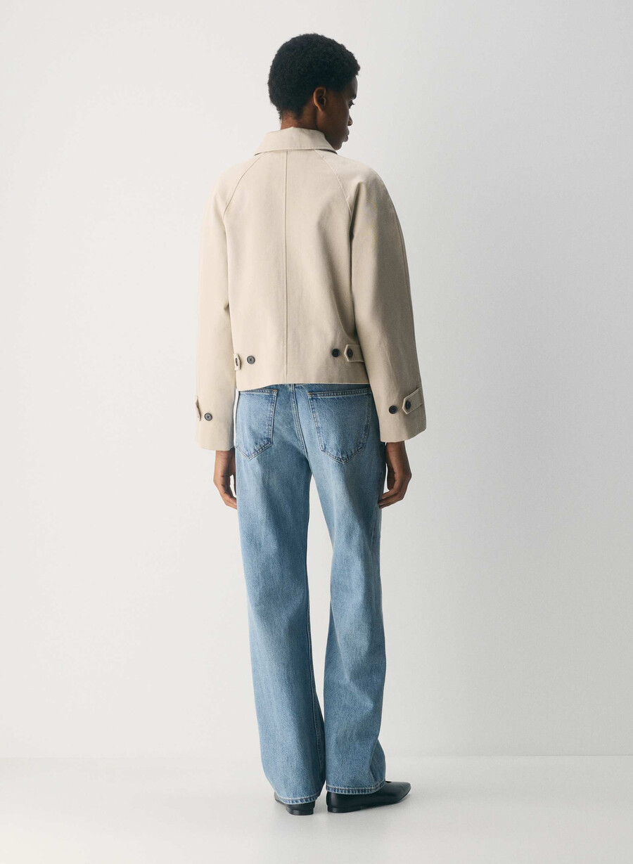 the regent short trench coat - rich twill marcona beige