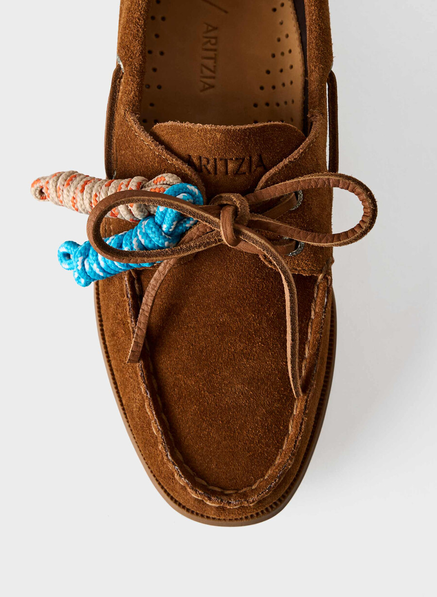 sperry x aritzia ao boat shoe - suede leather chocolatier brown
