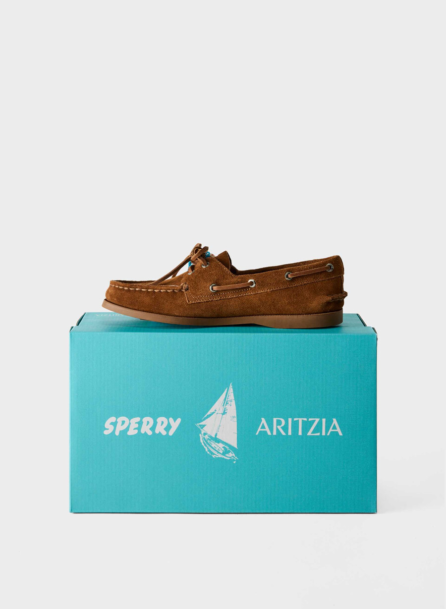 sperry x aritzia ao boat shoe - suede leather chocolatier brown