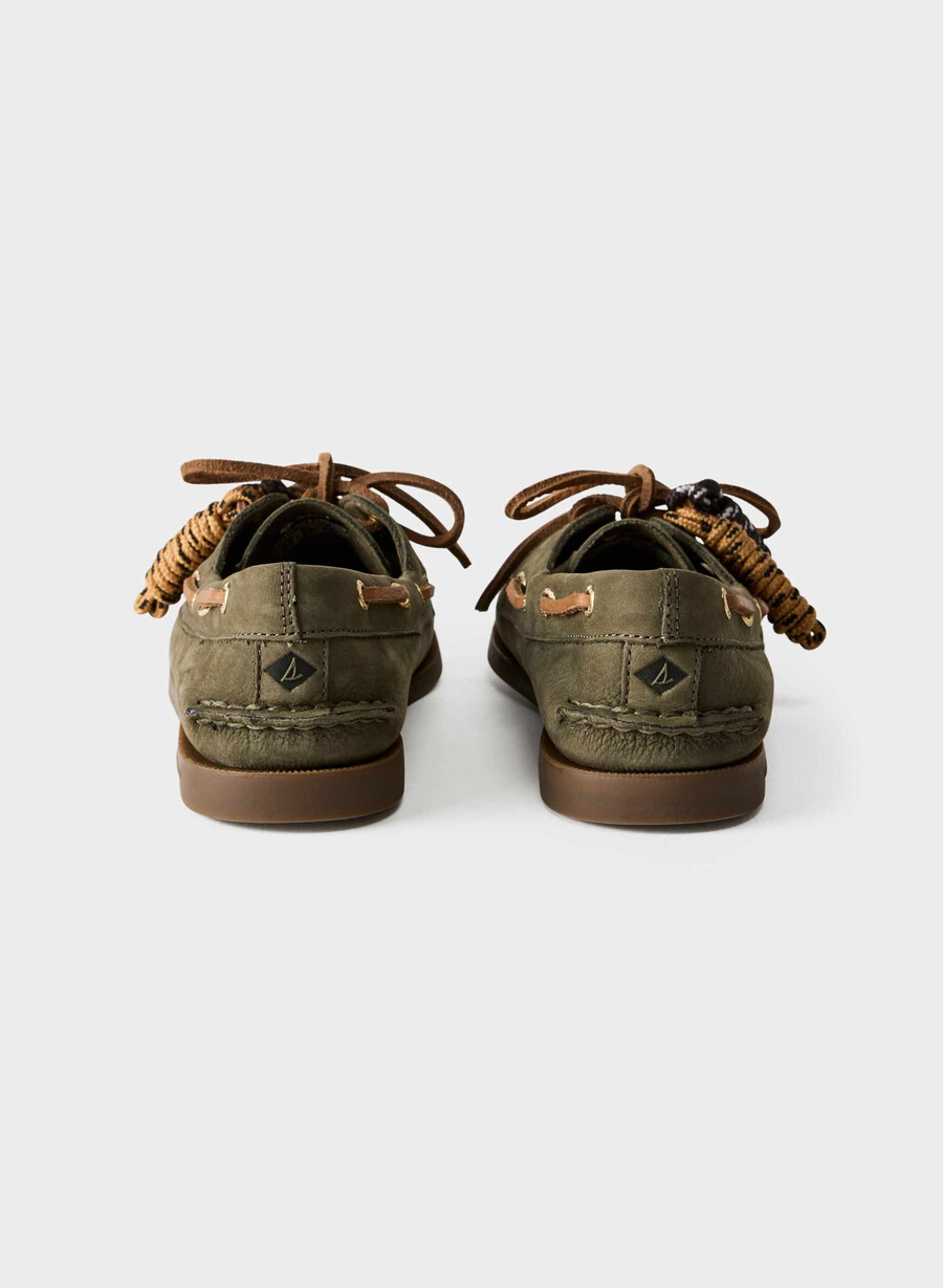 sperry x aritzia ao boat shoe - nubuck leather dk willow green