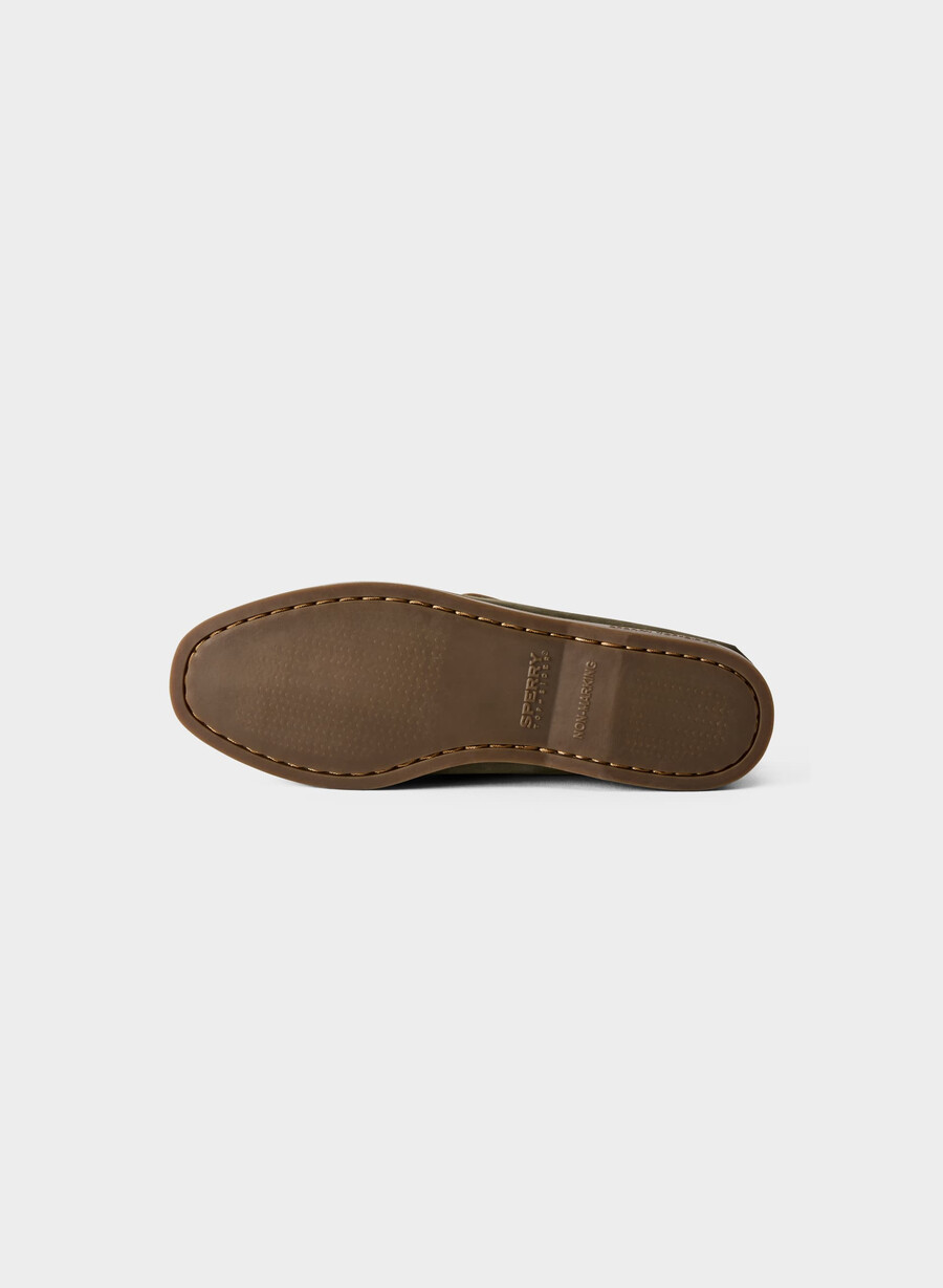 sperry x aritzia ao boat shoe - nubuck leather dk willow green