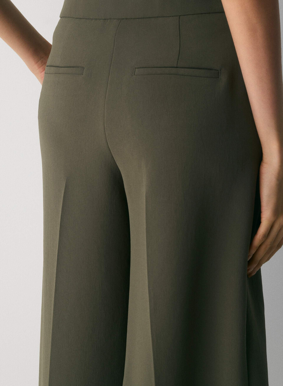 podium pant - crepette dark olive