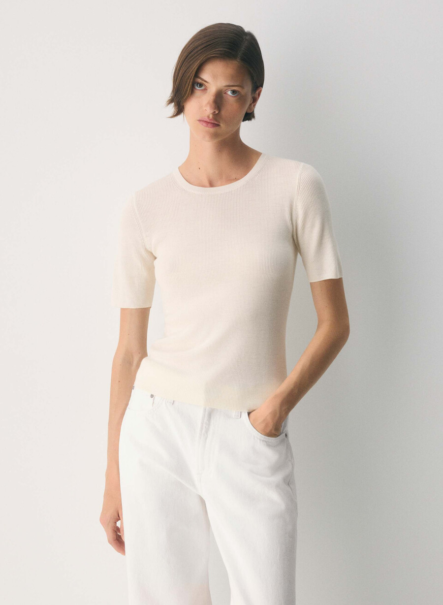 fine merino wool foundry sweater lychee white