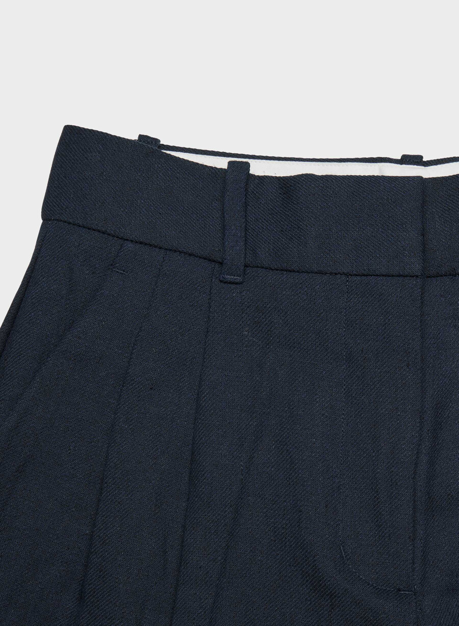 the effortless short mini - linen admiral