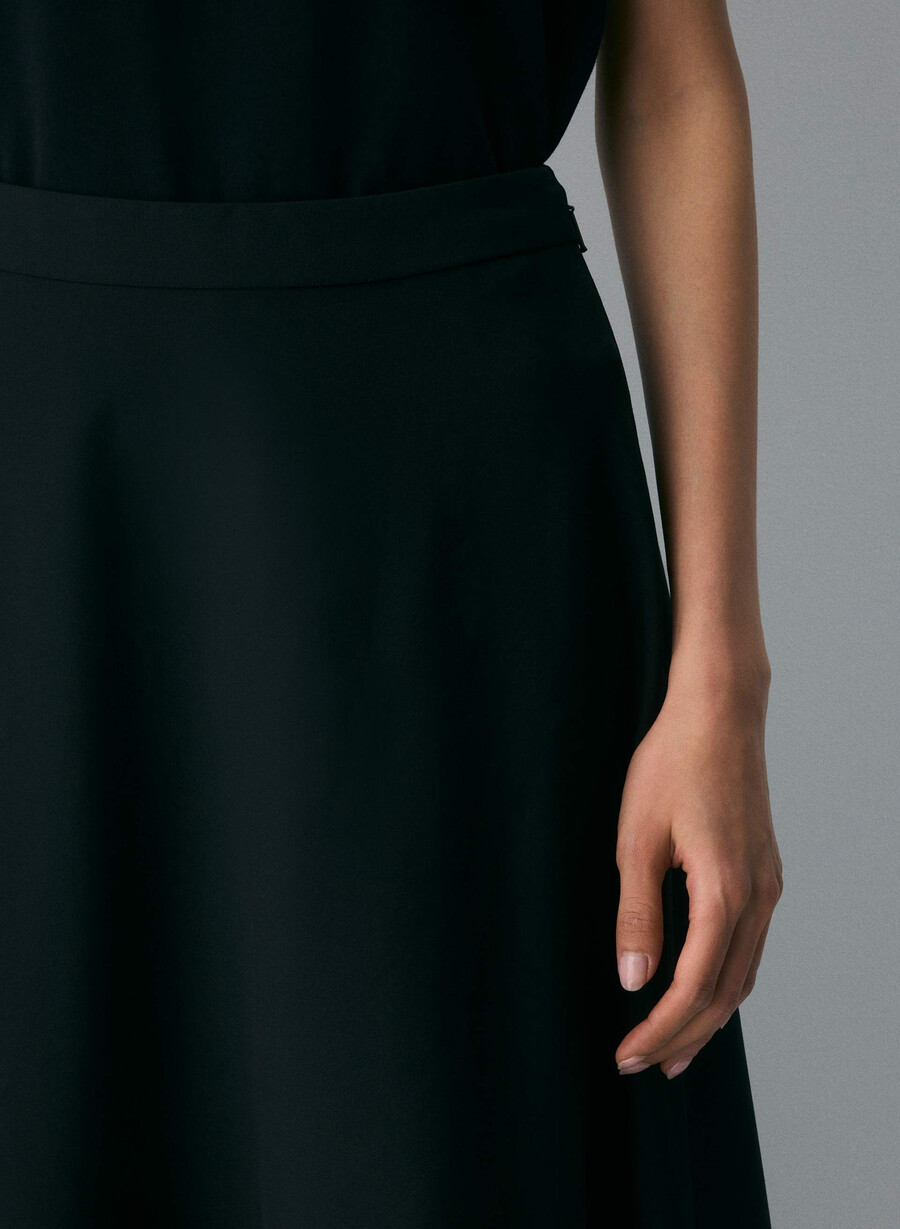 beacon skirt - ressential light black