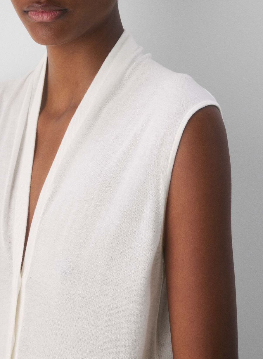 agenda sweater vest clouded white
