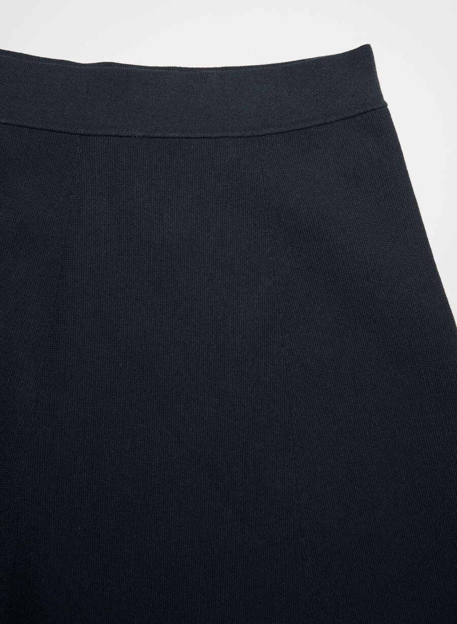 address skirt - wonder yarn dark night navy
