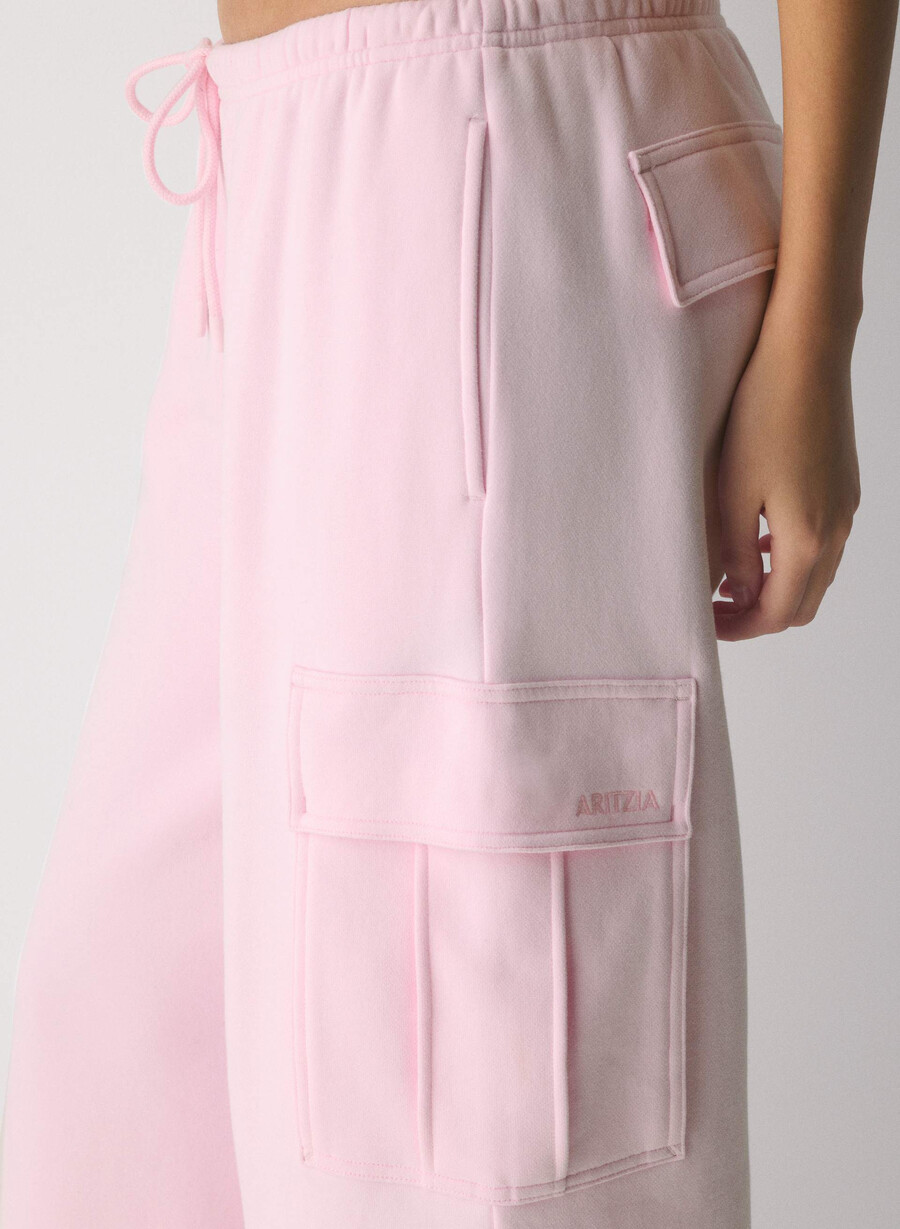 cozy sweatfleece mega cargo flutter sweatpant villa pink