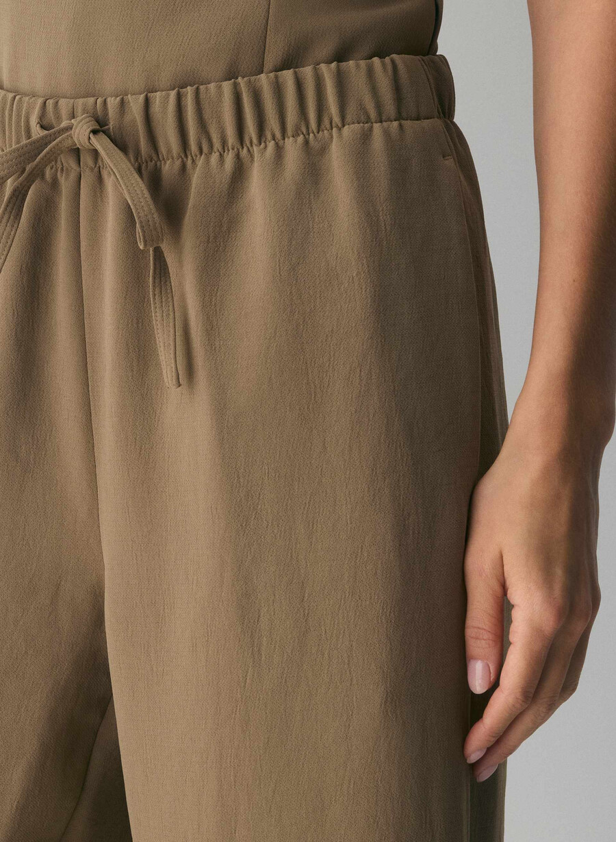 the lodge pant cropped - crepette folio brown