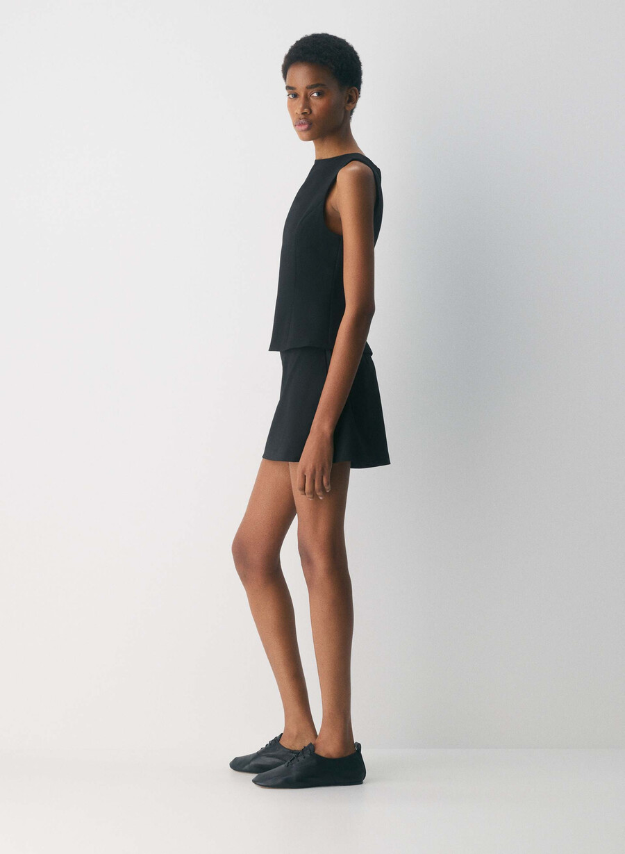 enigma top black