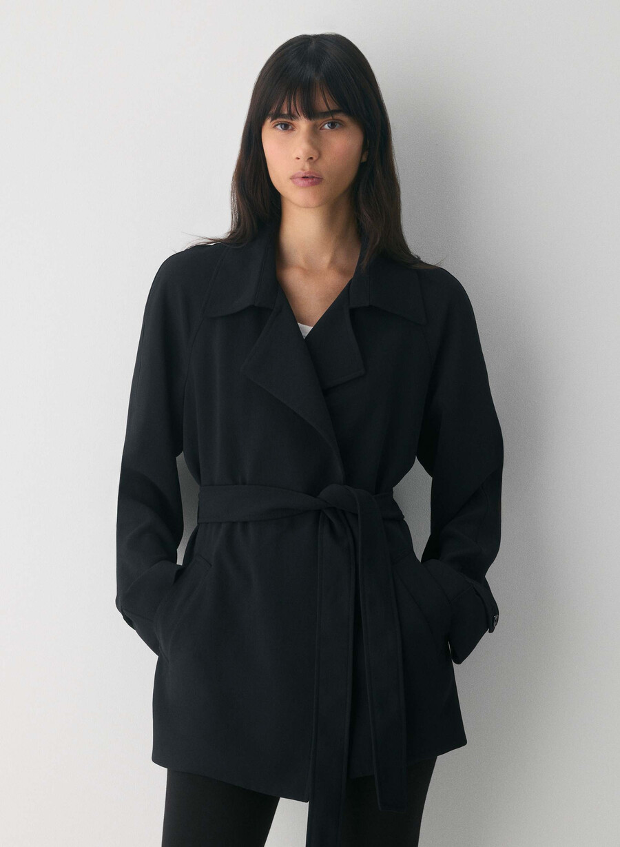 the splendor mid trench coat black