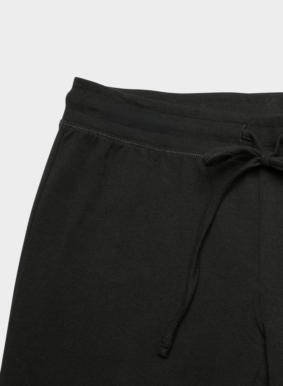 homestretch smooth beatdrop capri black