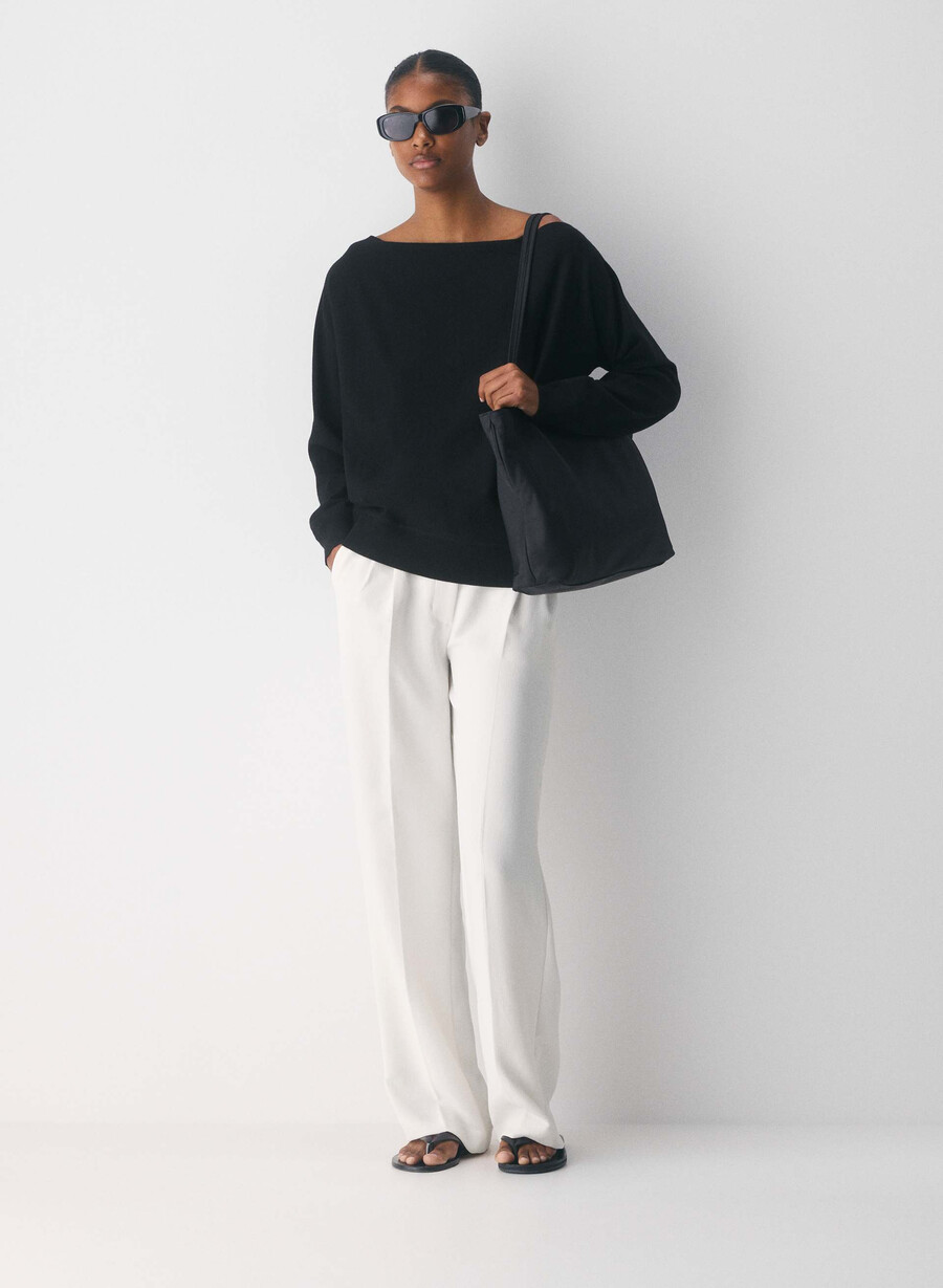 inspiration sweater - wonder yarn black