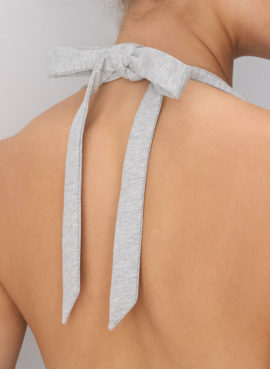 casual contour optimum halter top heather chrome