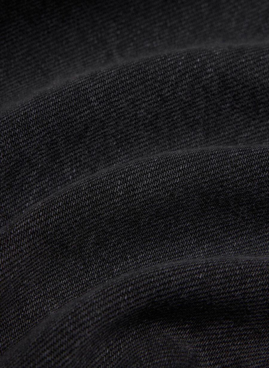 denim forum the 90s iggy lo-rise baggy jean black eyeliner