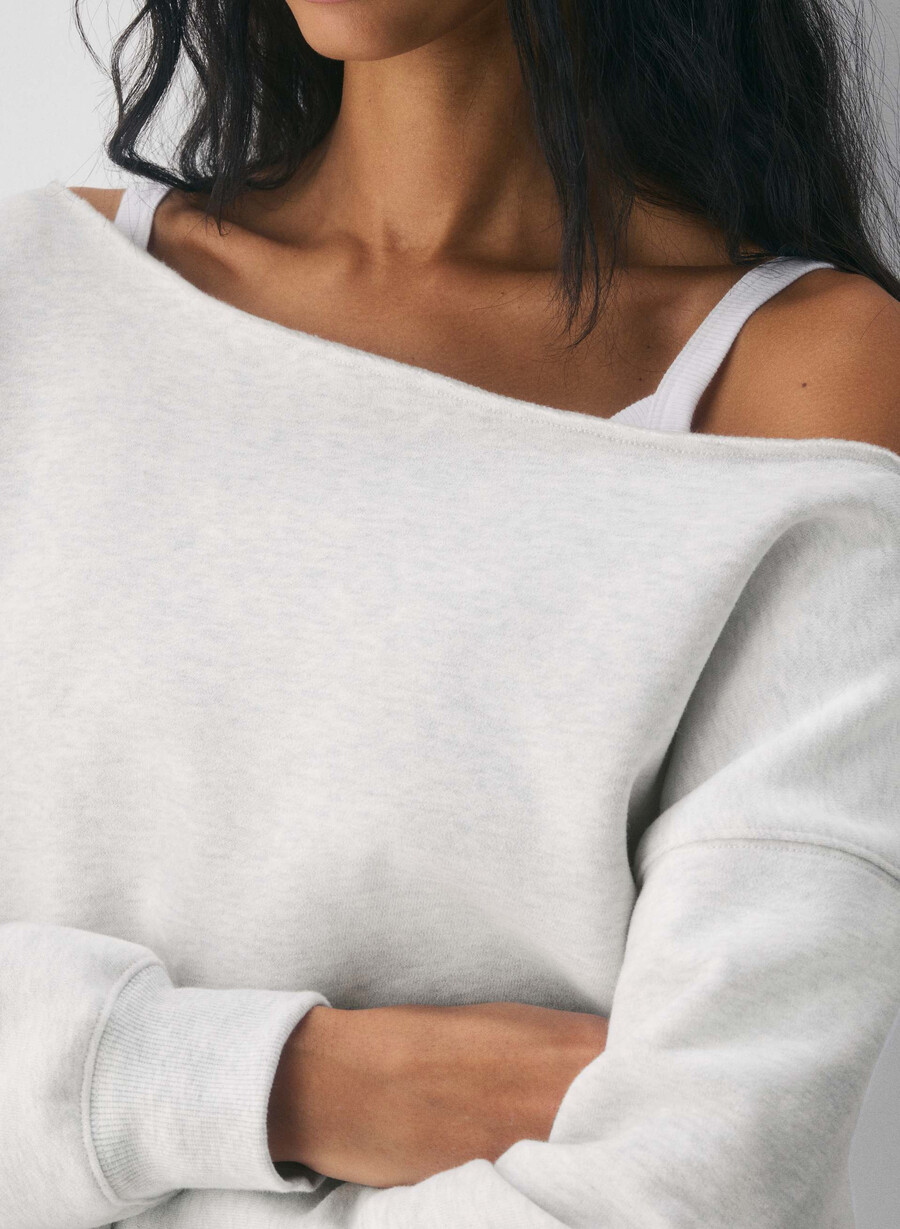 cozy sweatfleece bf off-shoulder sweatshirt heather cloud white