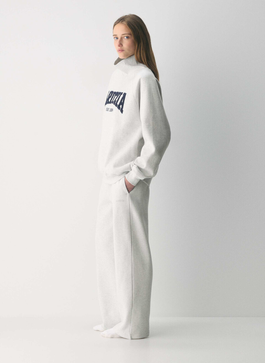 cozy sweatfleece mega raglan funnel neck h. cld whteadmiral