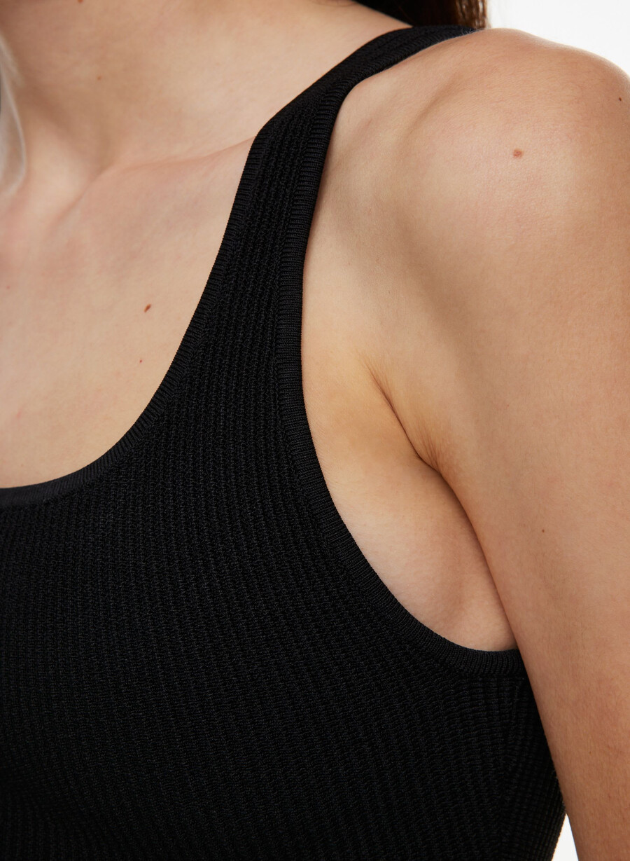 sculpt knit squareneck cropped tank black