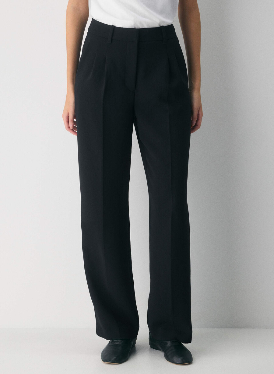 the effortless pant - crepette black
