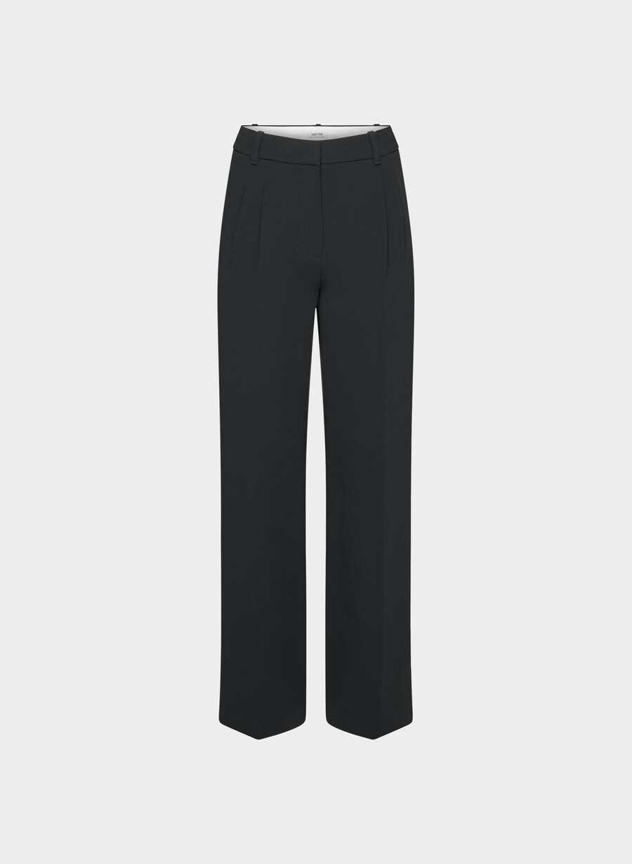 the effortless pant - crepette black