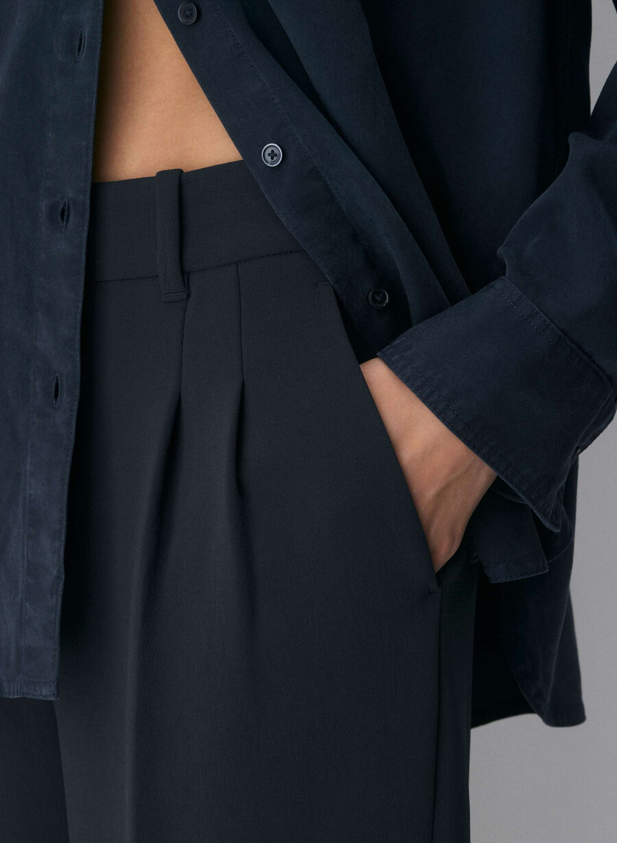 the effortless pant - crepette dark night navy