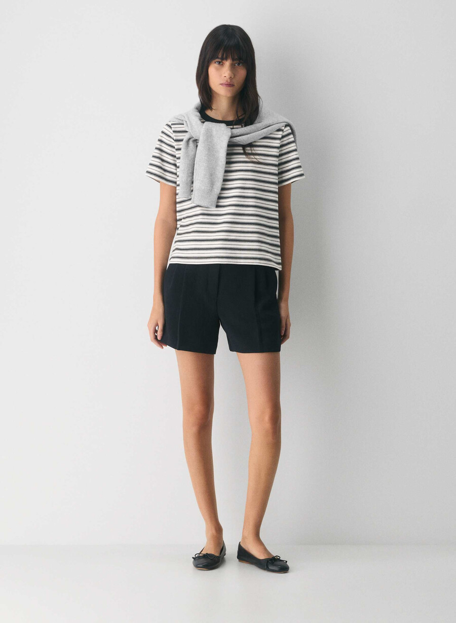 the effortless short mid-thigh - crepette black
