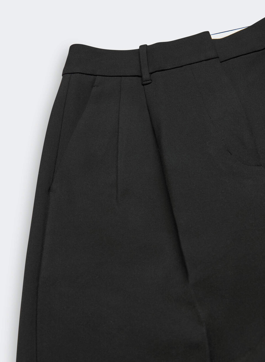 the effortless pant - ressential black