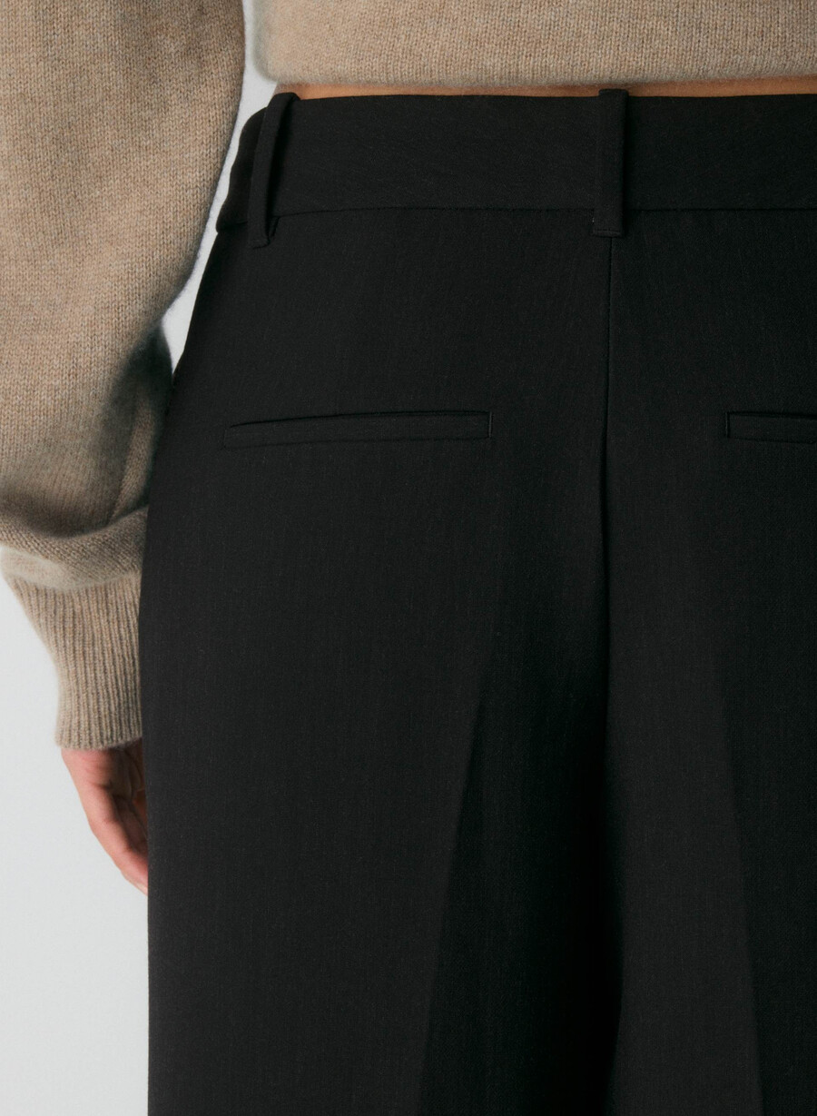 the effortless pant - ressential heather black